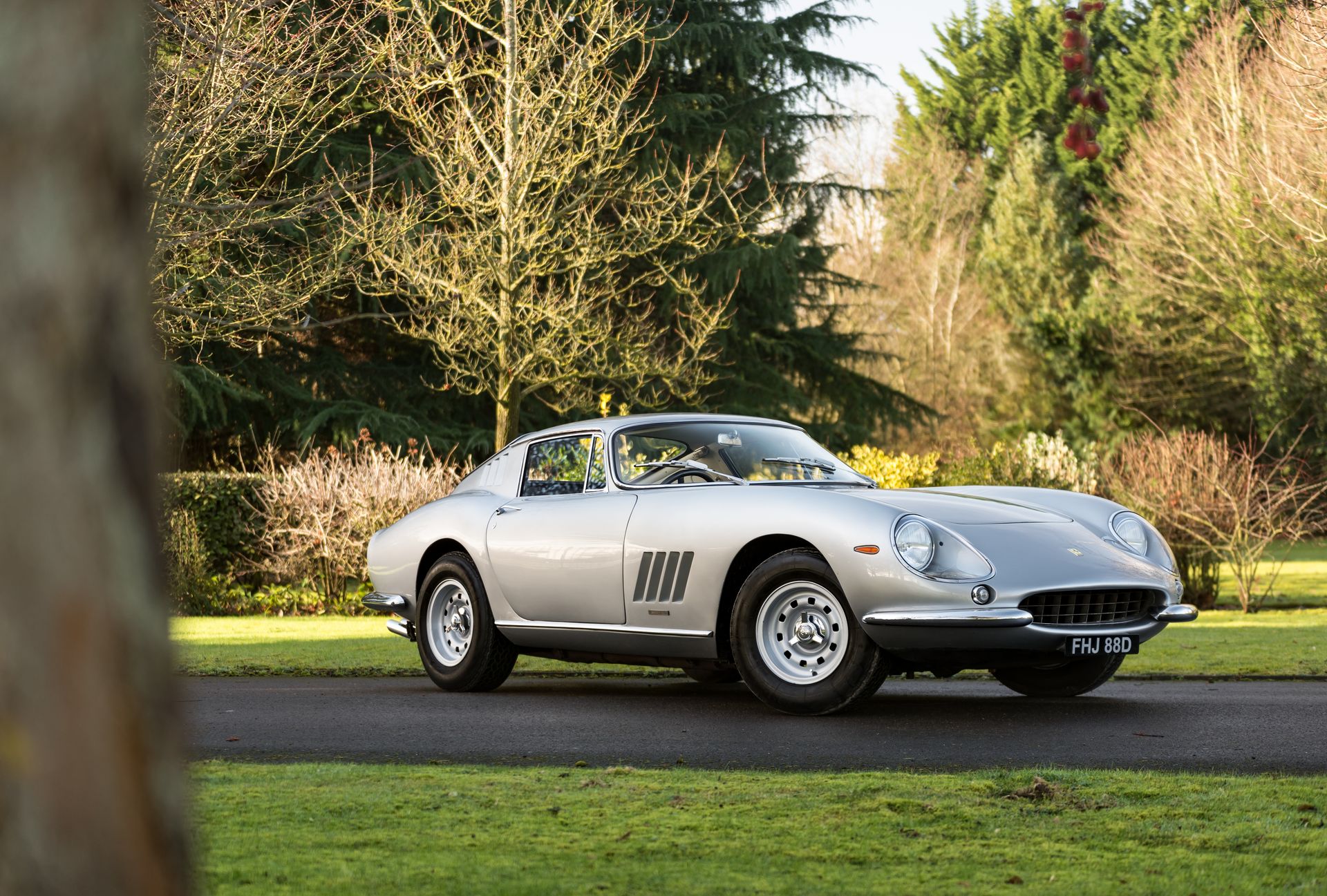 An argento 275 GTB on the driveway at GTO House
